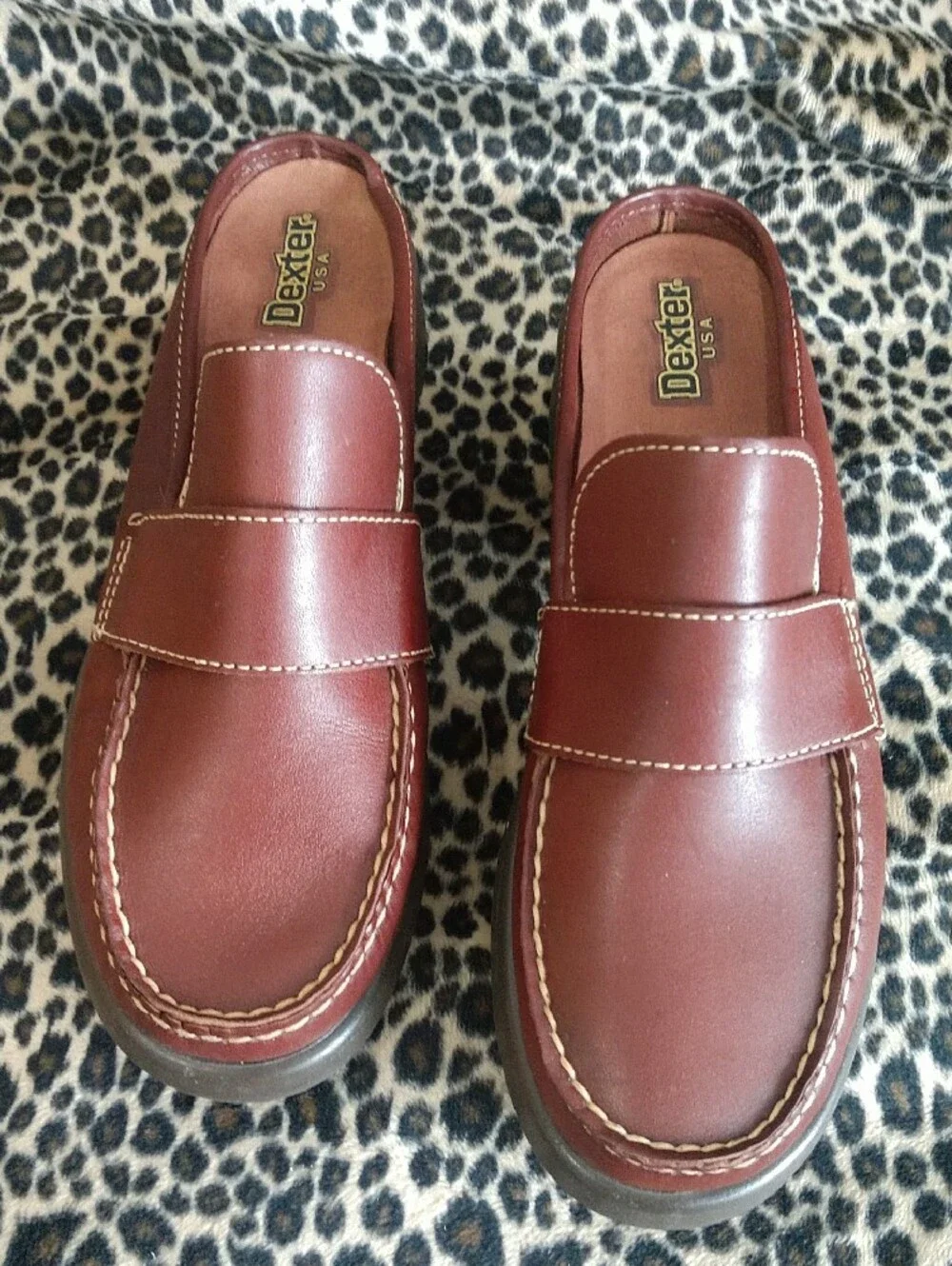 Dexter Women's Burgundy Leather Slip-On Loafers